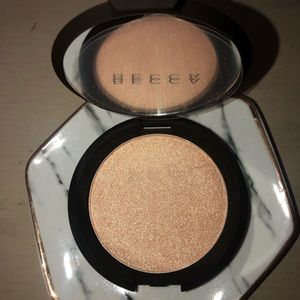 Brand new Becca champagne pop highlighter